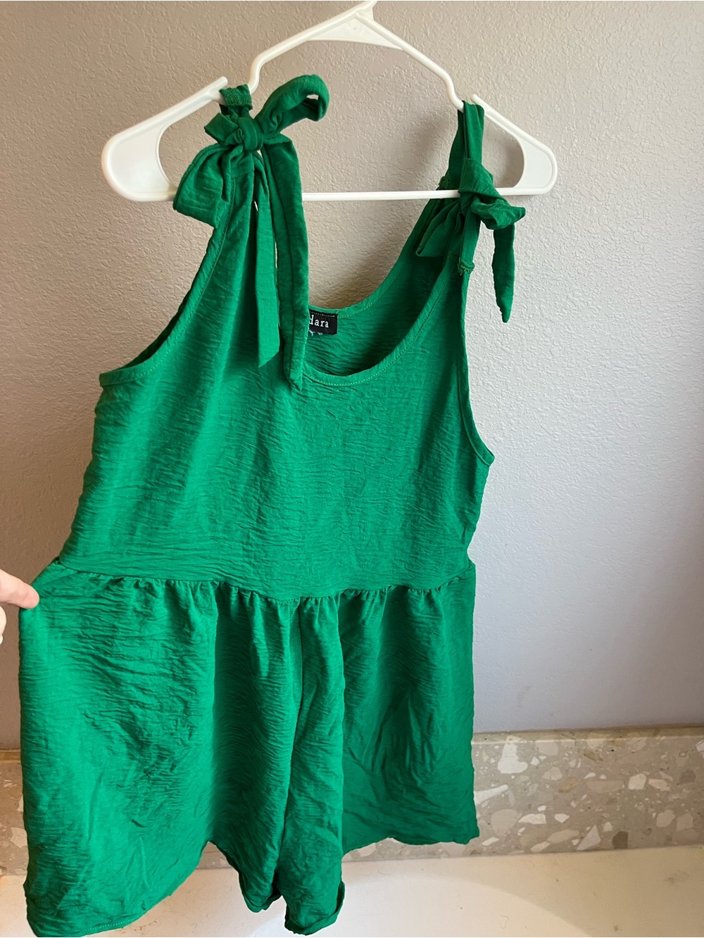 Adara Green Tie Strap Romper Large Flowy Sleeveless